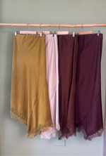 Cami Asymmetric Lace skirt