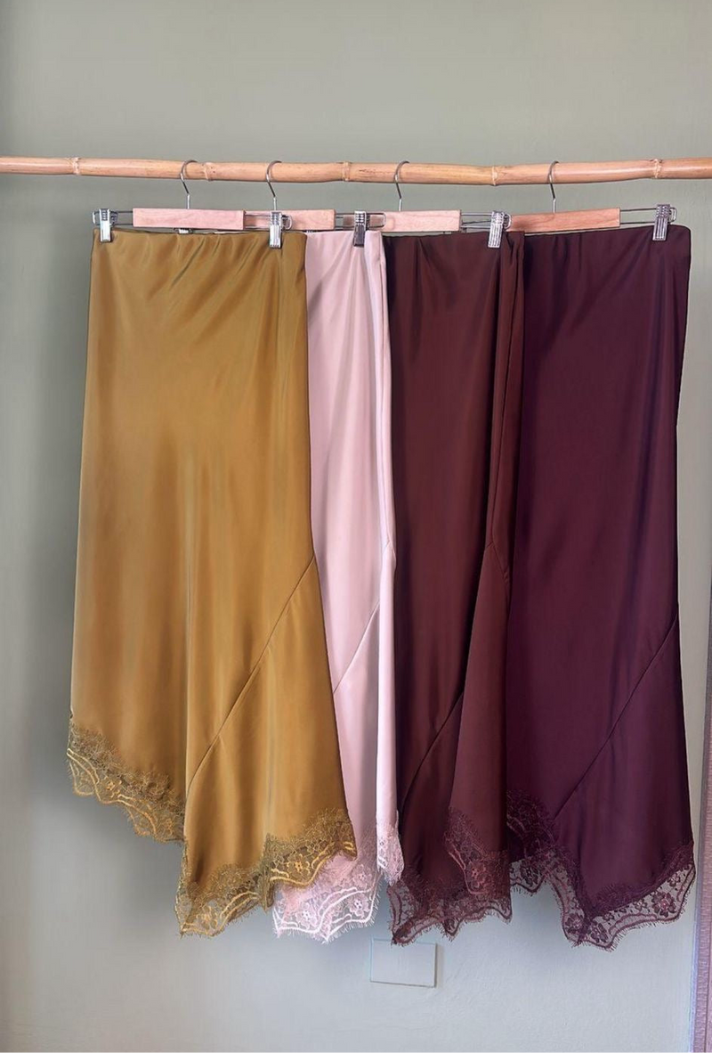 Cami Asymmetric Lace skirt