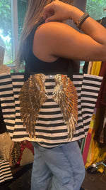 Wings bags