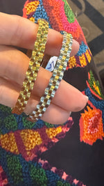 Roll bangle